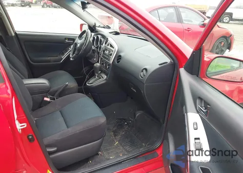 2006 Toyota Matrix Xr z USA, uszkodzony, nr VIN 2T1LR30E26C554459